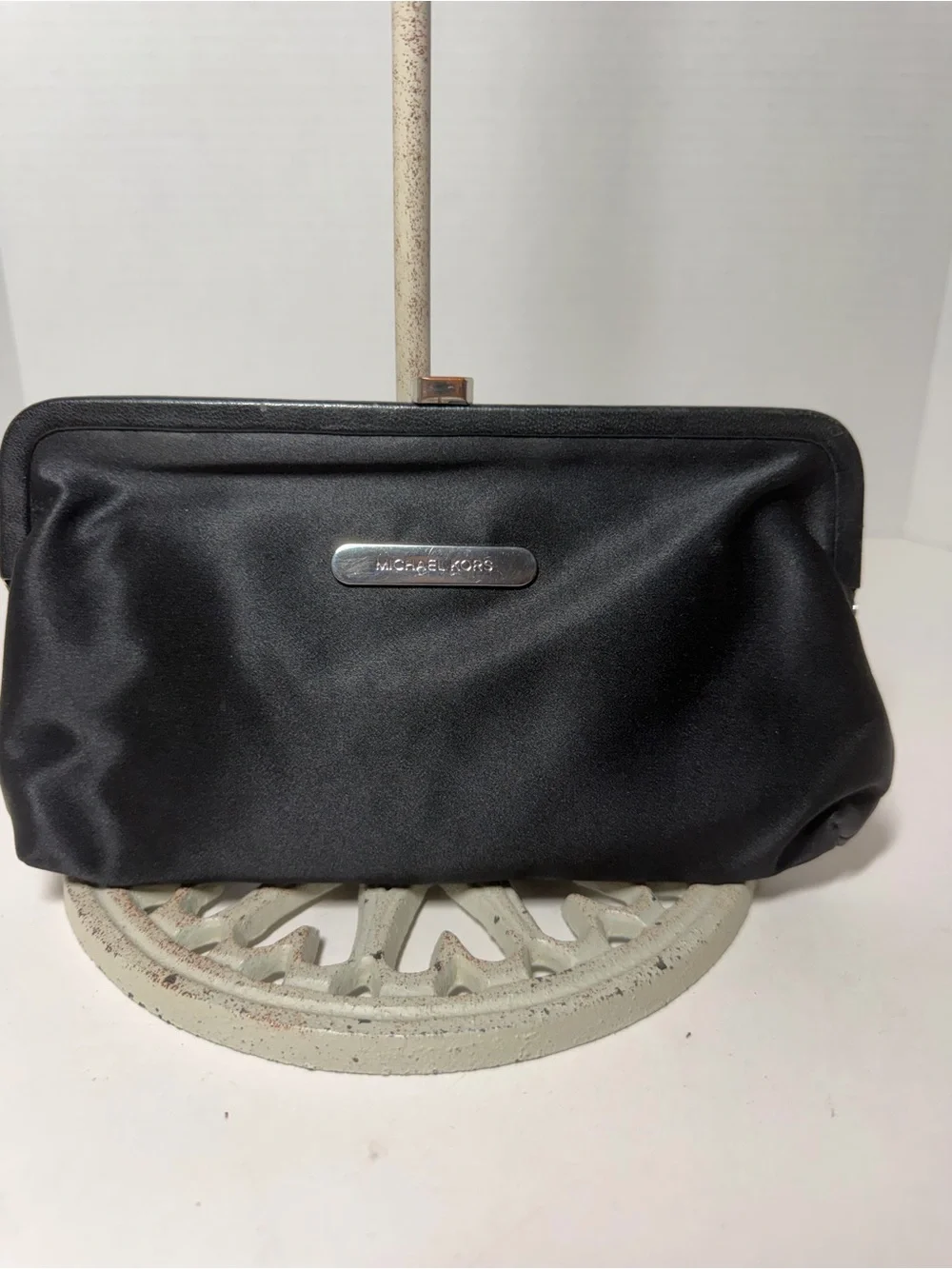 Michael Kors Satin Frame Cosmetic Clutch/wallet
